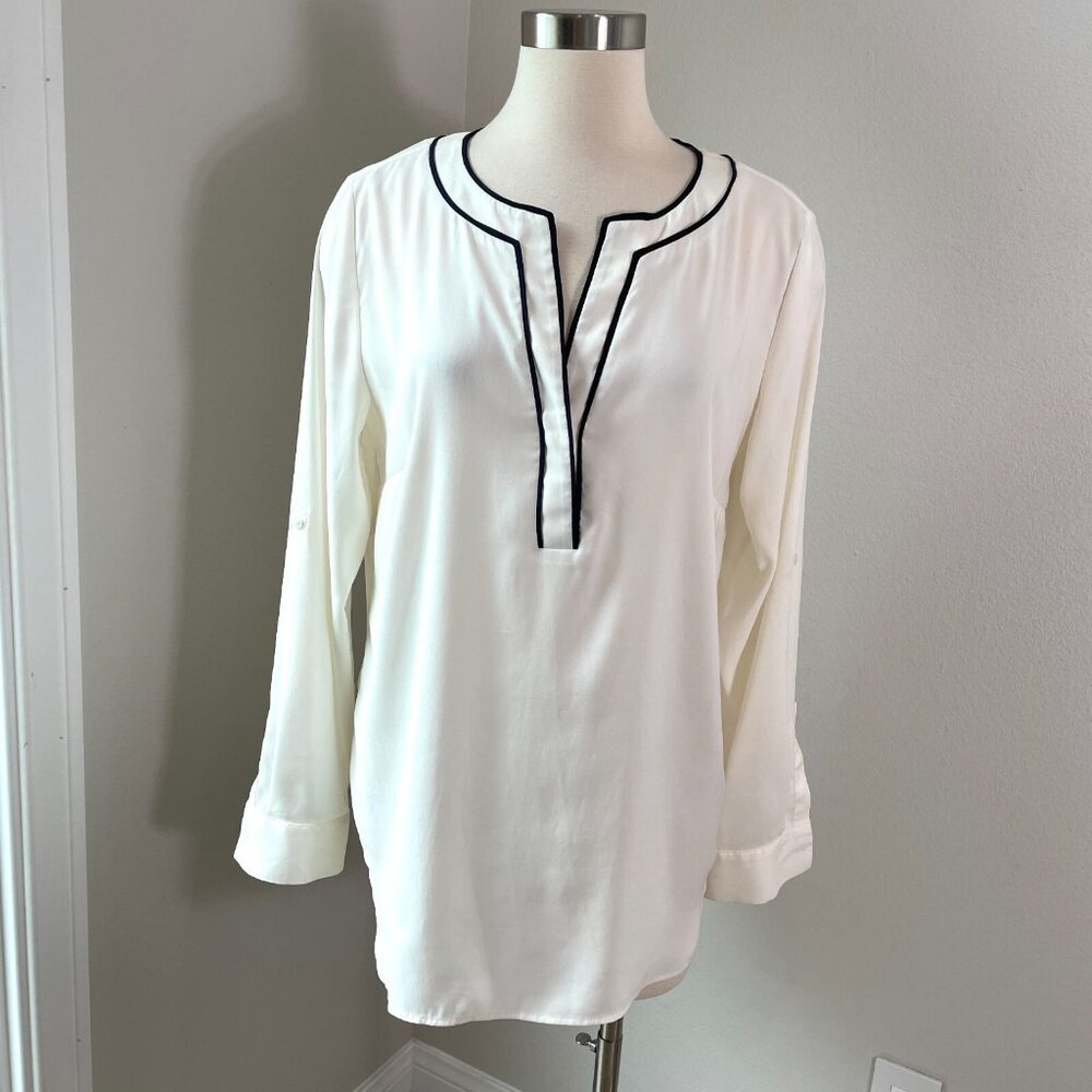 Ann Taylor Womens Large White Blouse Roll Tab‎ Sleeve Split V Neck Shirt Top